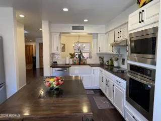 Photo #4: 6710637 Listing