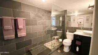 Photo #2: 6710728 Listing 