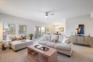 Photo #3: 6710841 Listing 