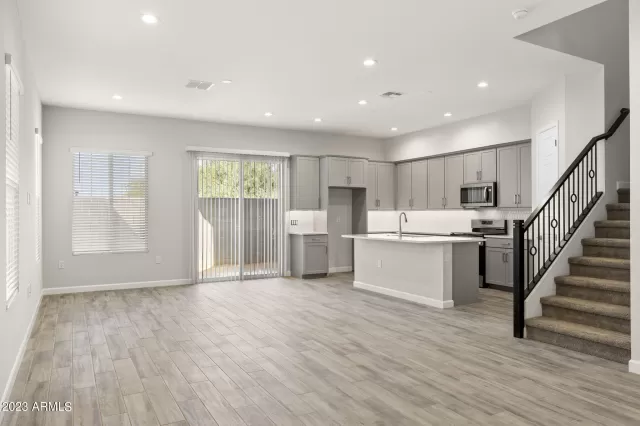 MLS: 6710904 Condo For Sale