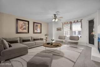 Photo #4: 6710994 Listing