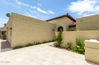 Photo #2: 6711030 Listing 