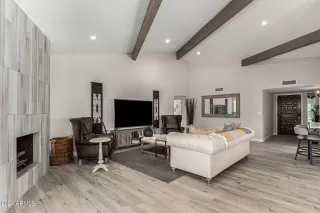 Photo #6: 6711030 Listing 