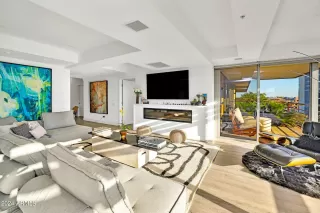 Photo #2: 6711208 Listing 