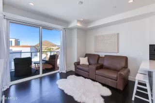 Photo #4: 6711243 Listing