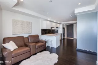 Photo #5: 6711243 Listing