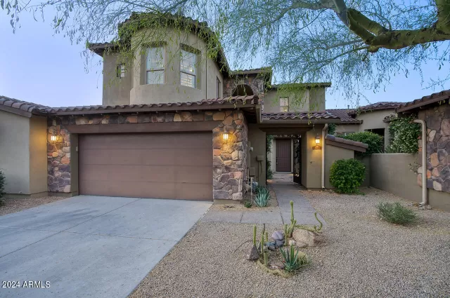 MLS: 6711501 Condo For Sale