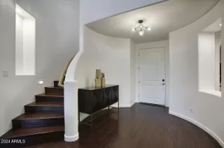 Photo #2: 6711501 Listing