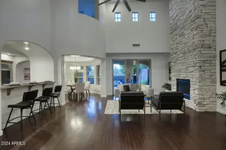 Photo #3: 6711501 Listing