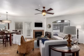 Photo #2: 6711720 Listing 