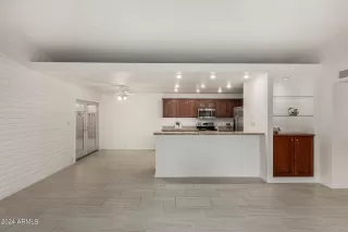 Photo #4: 6712022 Listing 