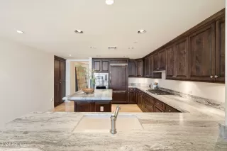 Photo #6: 6712115 Listing 
