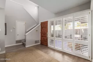 Photo #3: 6712166 Listing