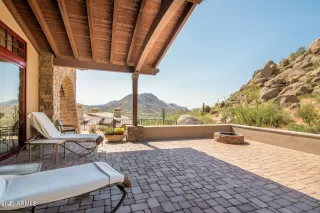 Photo #2: 6712619 Listing