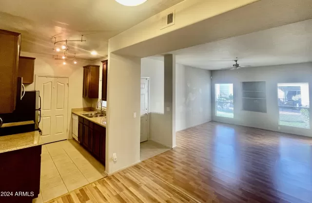 MLS: 6712729 Condo For Sale