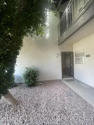 Photo #3: 6712729 Listing