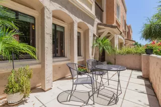 Photo #5: 6712827 Listing