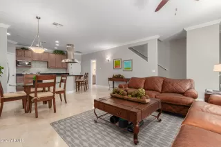 Photo #6: 6712827 Listing