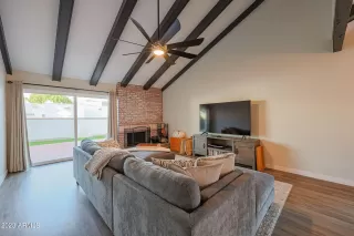 Photo #5: 6712841 Listing