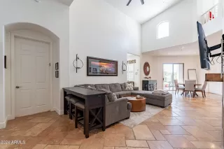Photo #6: 6713093 Listing