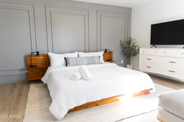 MLS: 6713244 Condo For Sale