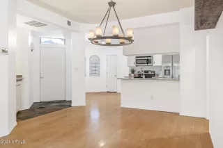 Photo #4: 6713321 Listing