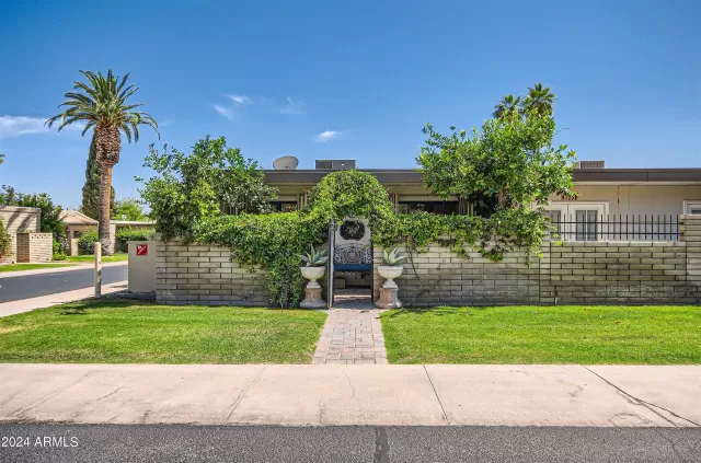 MLS: 6713506 Condo For Sale