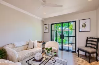 Photo #6: 6713506 Listing 