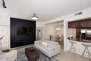 Photo #3: 6713508 Listing