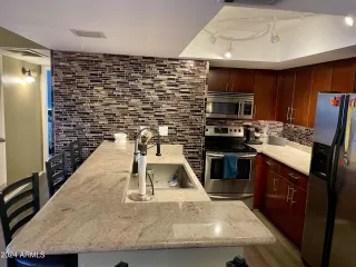 Photo #3: 6713544 Listing