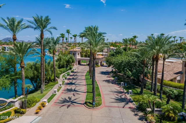 MLS: 6713811 Condo For Sale