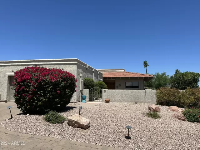 MLS: 6713847 Condo For Sale