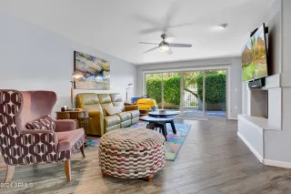 Photo #6: 6714138 Listing 