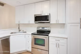 Photo #4: 6714158 Listing