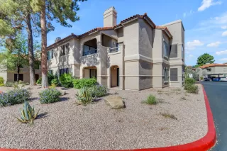 Photo #3: 6714595 Listing