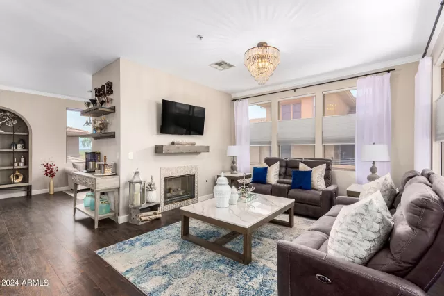 MLS: 6715082 Condo For Sale