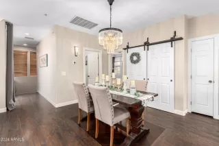 Photo #5: 6715082 Listing