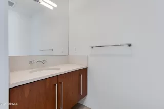 Photo #4: 6715287 Listing