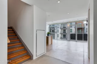 Photo #6: 6715287 Listing