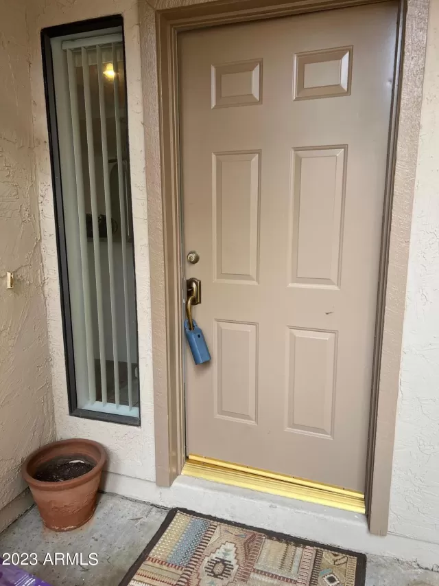 MLS: 6715428 Condo For Sale