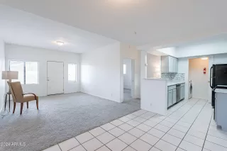 Photo #4: 6715469 Listing 