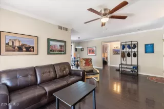 Photo #3: 6715525 Listing