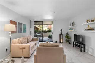 Photo #6: 6715553 Listing 