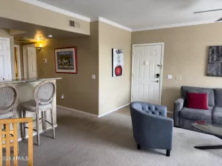 Photo #5: 6715585 Listing 