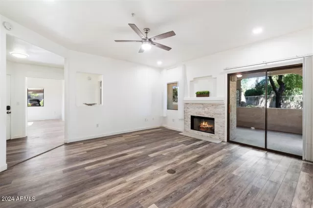 MLS: 6715719 Condo For Sale