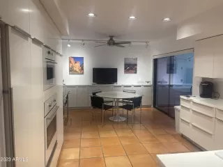 Photo #6: 6716011 Listing 