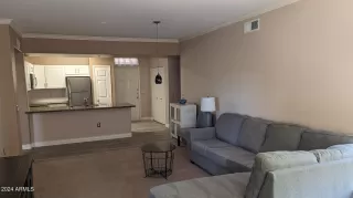 Photo #2: 6716098 Listing