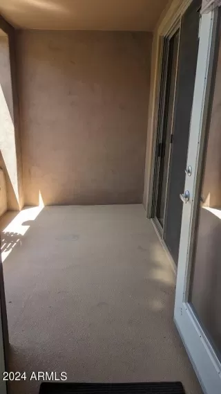 Photo #5: 6716098 Listing