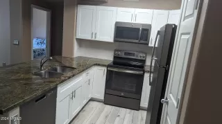 Photo #6: 6716098 Listing