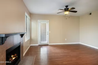 Photo #3: 6716225 Listing